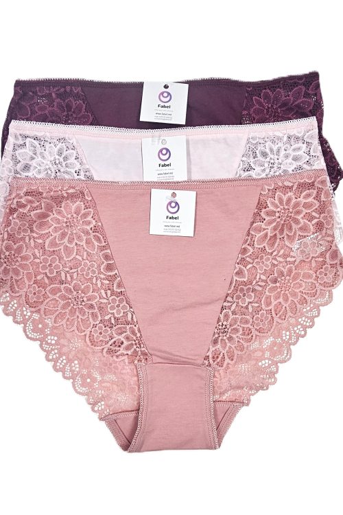 Chiloți din bumbac și dantelă cu talie înaltă.