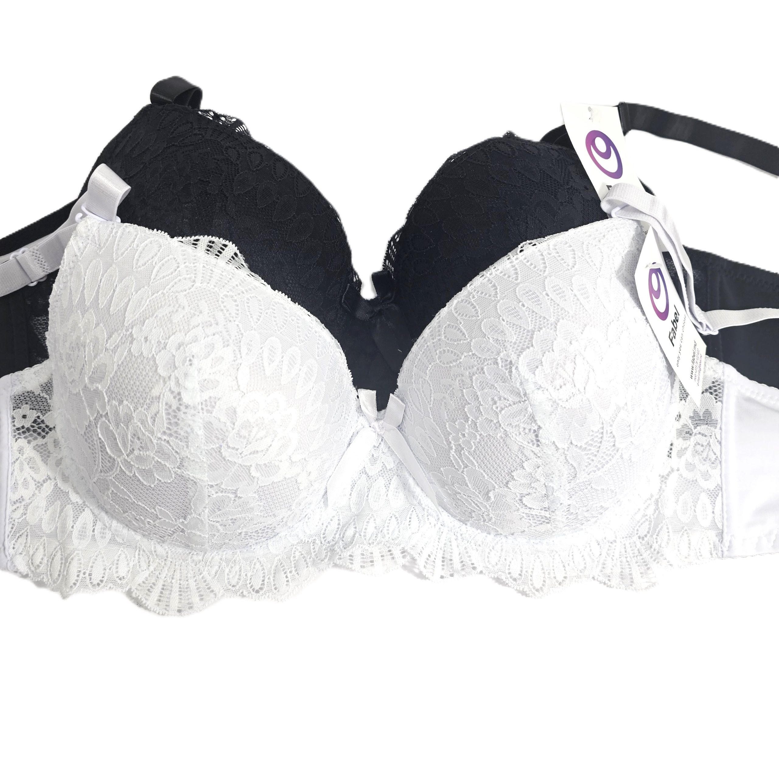 Sutien cu cupă plină, dantelat, cu sârmă.