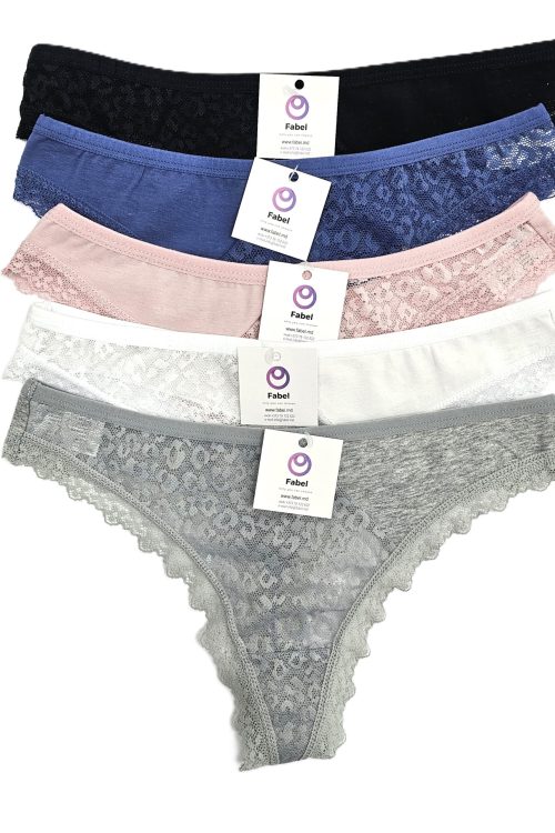 Tanga din bumbac cu dantelă.