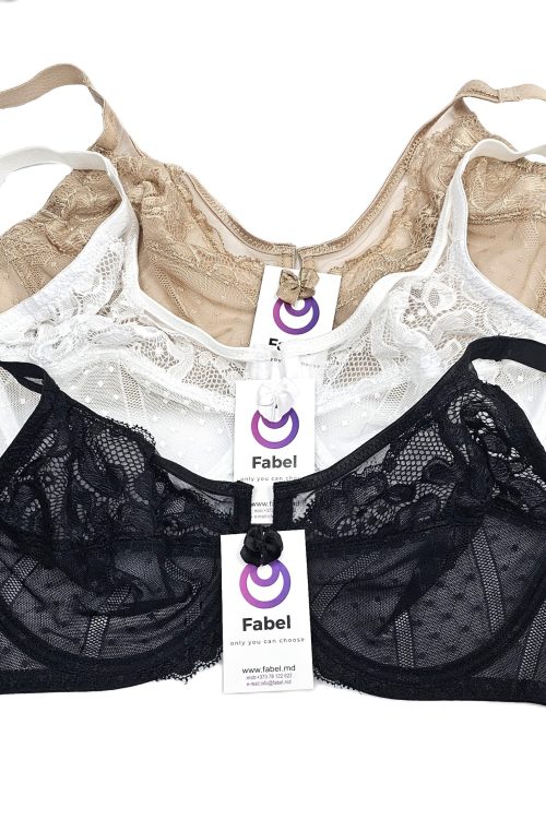 Sutien de dantelă cu sârmă.