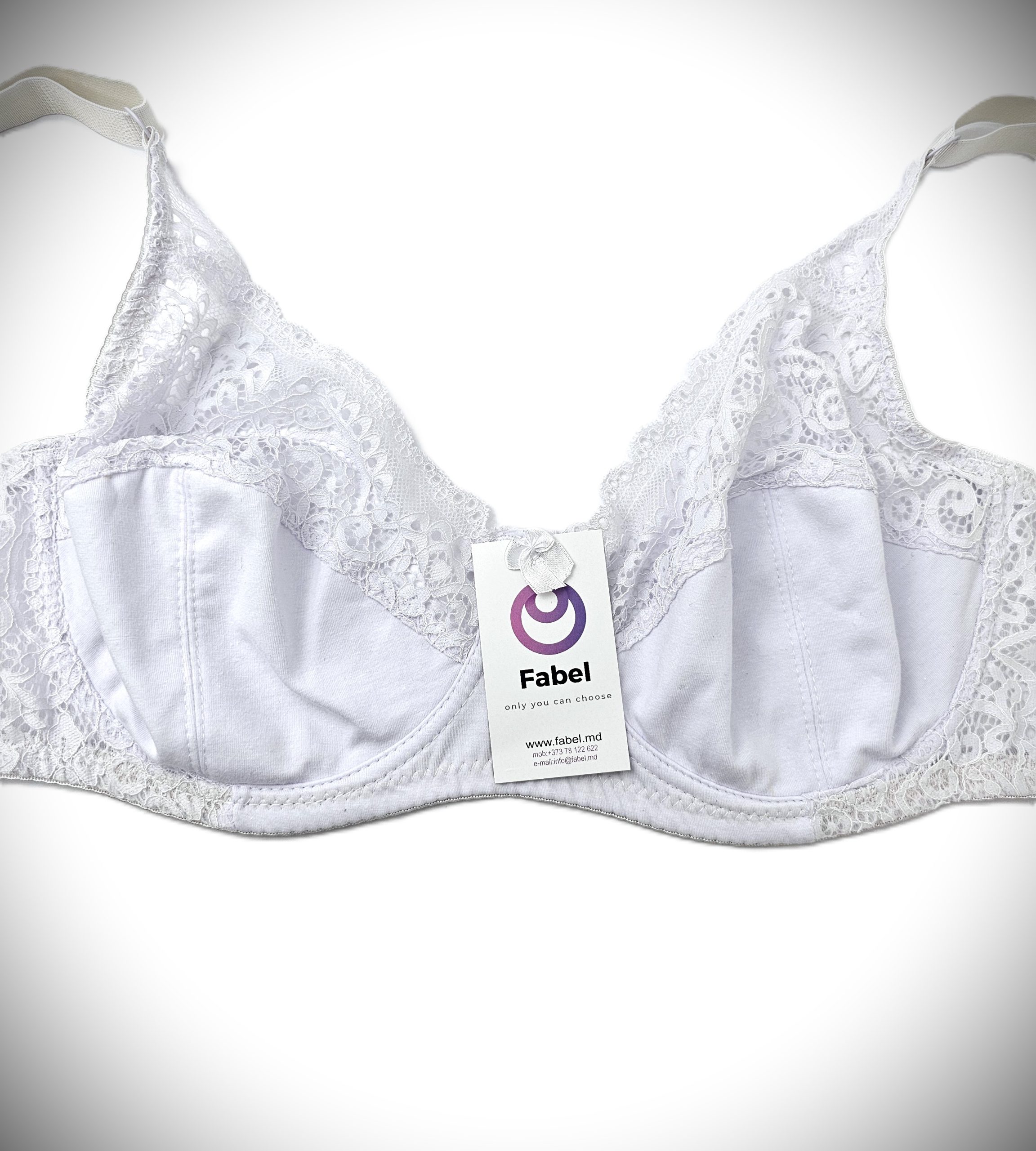 Sutien clasic din bumbac și dantelă, cu sârmă.