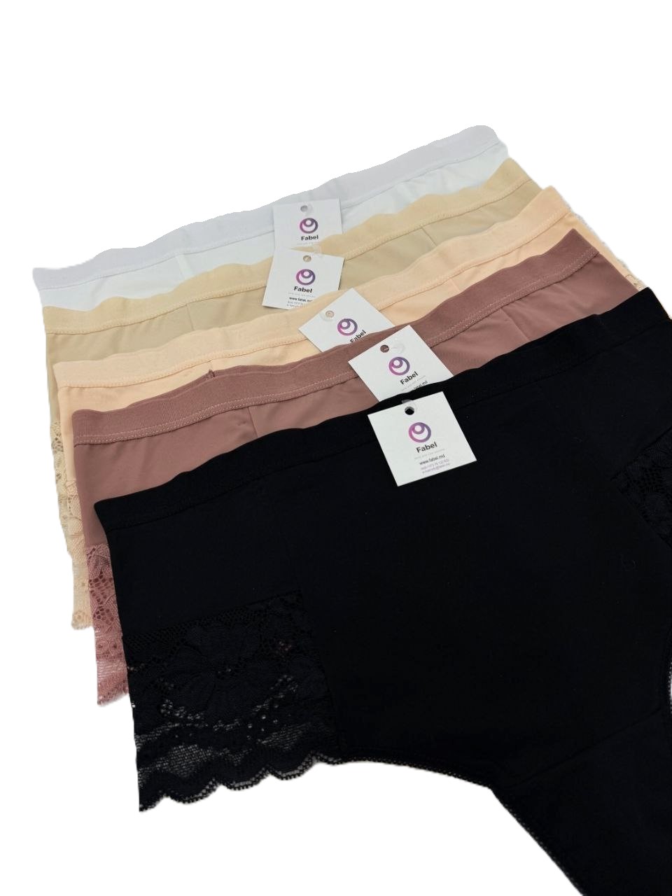 Tanga cu talie înaltă.