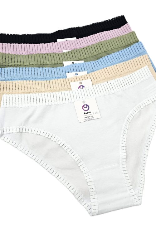 Slip clasic din bumbac cu dantelă pe margini 880